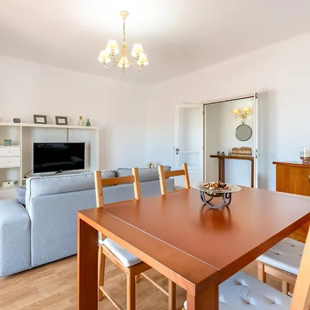 Sunny 3bdr With Pool In Ferreiras By Lovelystay Apartament *
