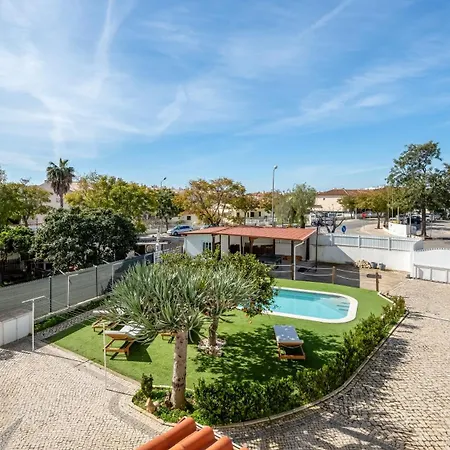 Sunny 3bdr With Pool In Ferreiras By Lovelystay アパート *