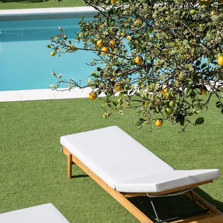 Sunny 3bdr With Pool In Ferreiras By Lovelystay アルブフェイラ