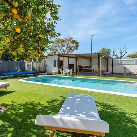 Sunny 3bdr With Pool In Ferreiras By Lovelystay アパート
